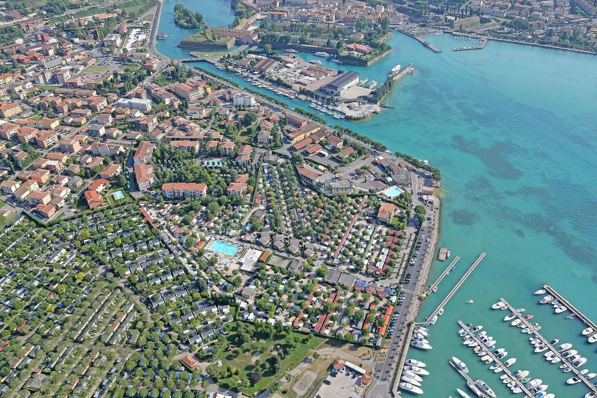 Butterfly Camping Village Peschiera del Garda Luaran gambar