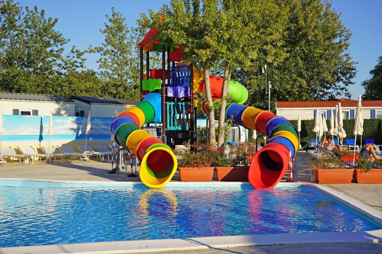 Butterfly Camping Village Peschiera del Garda Luaran gambar