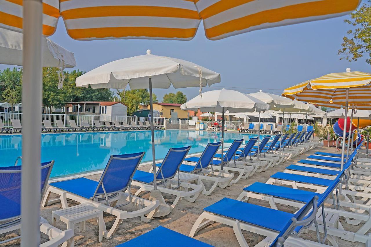 Butterfly Camping Village Peschiera del Garda Luaran gambar